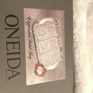 Vintage Oneida Silverplate Chippendale Relish Tray & 3 Crystal Liners In Box
